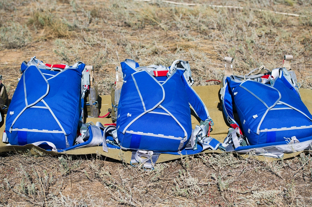 Прыжок без специальной подготовки и экипировки закончился бы мгновенной потерей сознания.