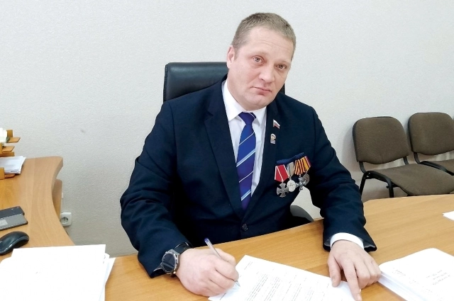 Артамошкин награждён многими орденами и медалями.