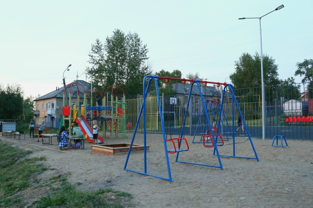 Детская площадка в Кизеле.