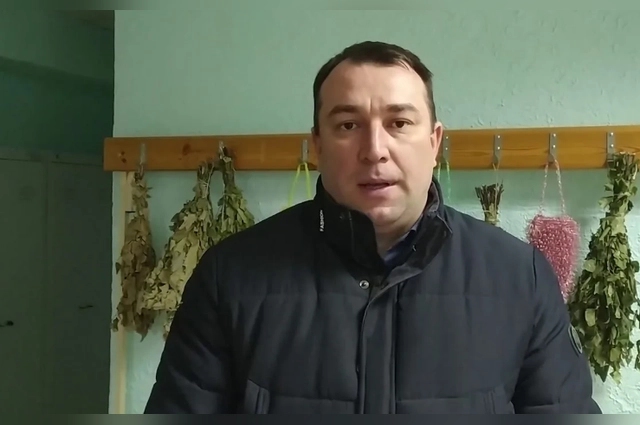 По информации следователей, чиновник мог получить большую взятку.