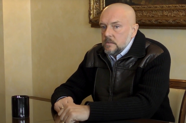 За время съёмок Алексей Нилов перенес несколько разводов и клиническую смерть. 