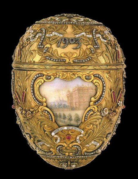 Последняя работа М. Перхина – пасхальное яйцо «Петр Великий»(золото, платина, розовые бриллианты, рубины). 1903 год. 
