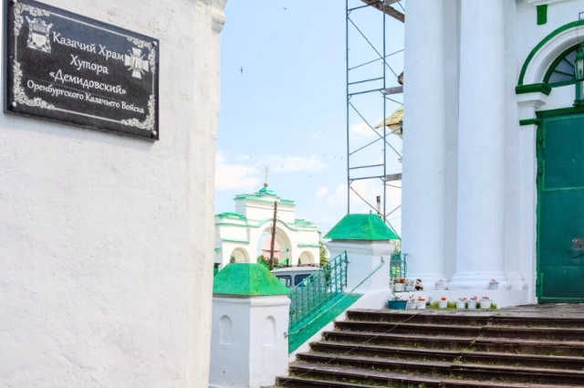 Богатства земли. Где увидеть чугунный храм и потомственных гончаров