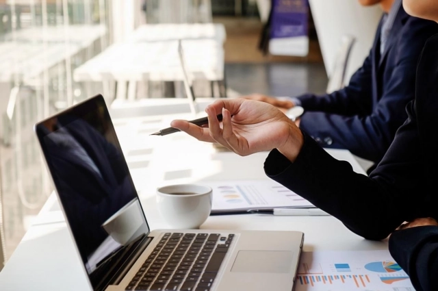 Слушая Шабутдинова, люди думали, что их бизнес тоже станет успешным.