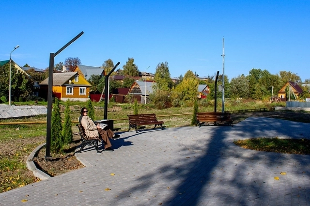 Сквер по улице Комсомольской.