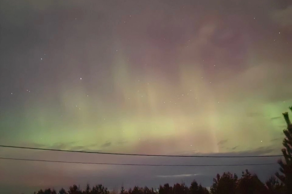 Сияние в деревне Подберёзы.