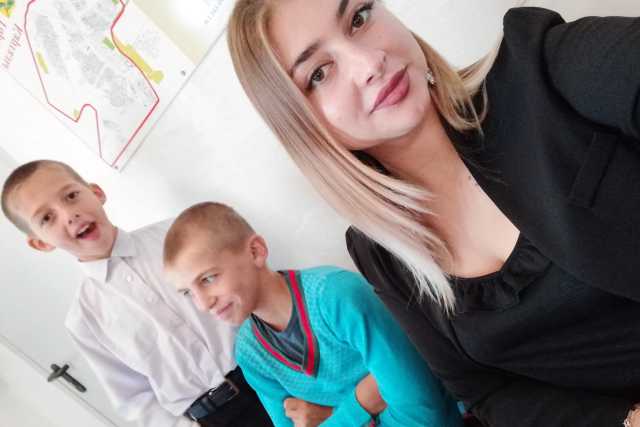 Кристина Евтушенко с детьми.