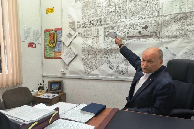 Улицы района патрулируют группы быстрого реагирования.