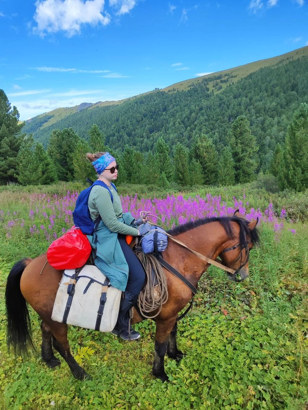 Для первого раза Малыш был идеальный - спокойный, умный конь.
