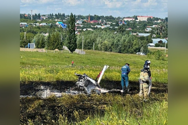 В крушении погибли три человека.