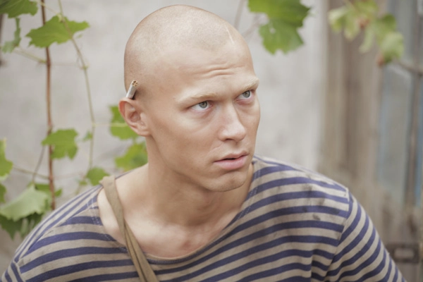 Юрий Борисов в фильме «Молодая гвардия», 2015 г.