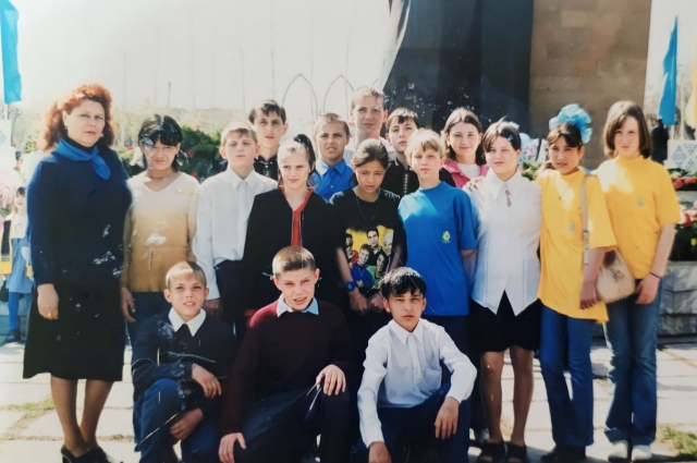 Галина Петровна со своими первыми воспитанниками, 90е годы