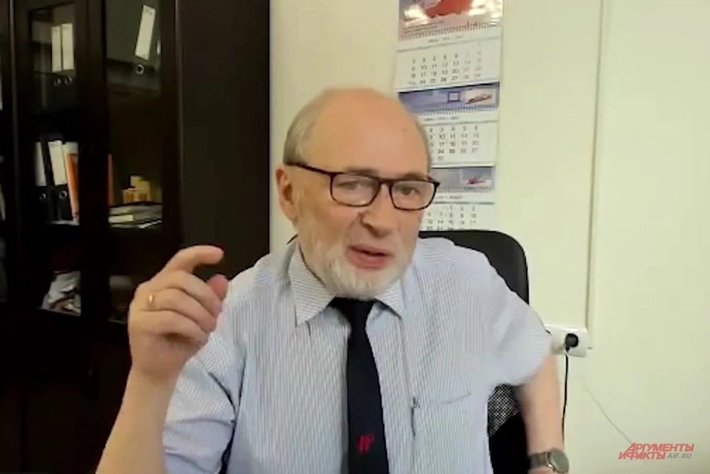 Роман Вильфанд.