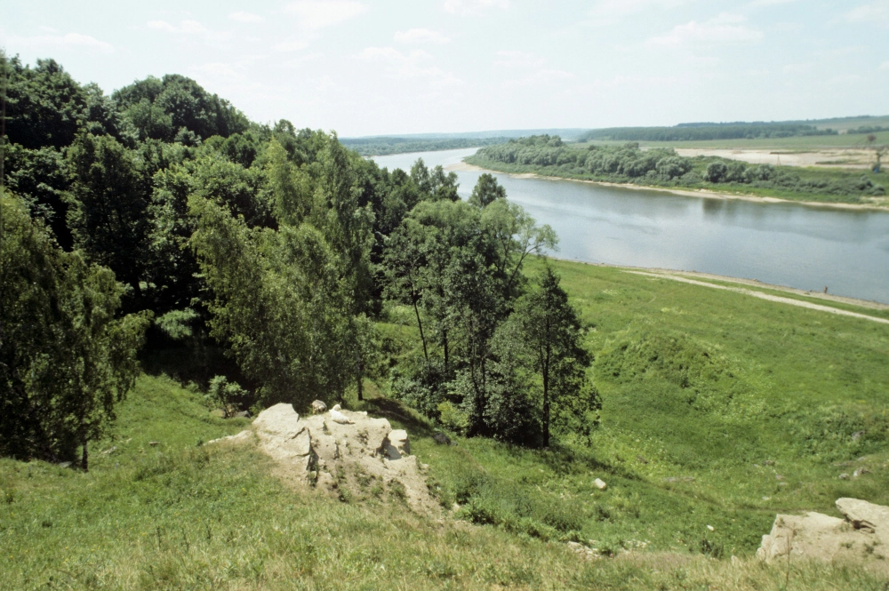 Вид на реку Оку в Тульской области.