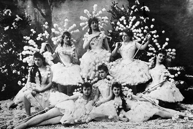 Сцена из балета «Щелкунчик» в постановке Мариинского театра, 1892 г.