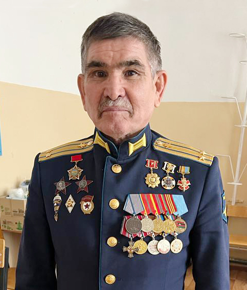 Подполковник в отставке Марс Киямович Саяпов.