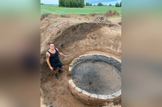 В таких колодцах местные жители совершали обряды жертвоприношения.