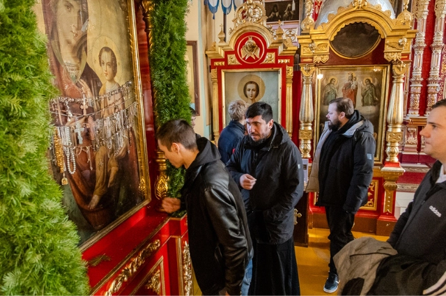 Видели «жёлтого карлика». Студенты убедились в многогранности истории Урала