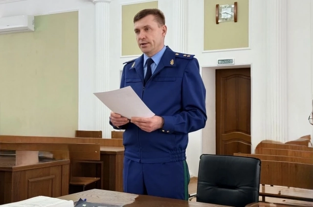 Прокурор Ставропольского края Юрий Немкин в зале суда.