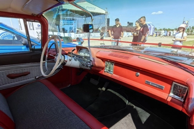 Салон Mercury Monterey
