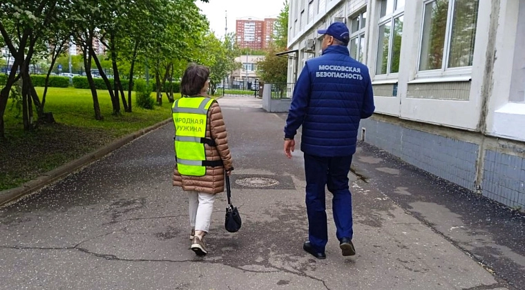 Дружинники.