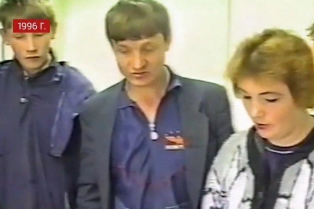 Немного внимания специалистов Алёшенька всё же получил.