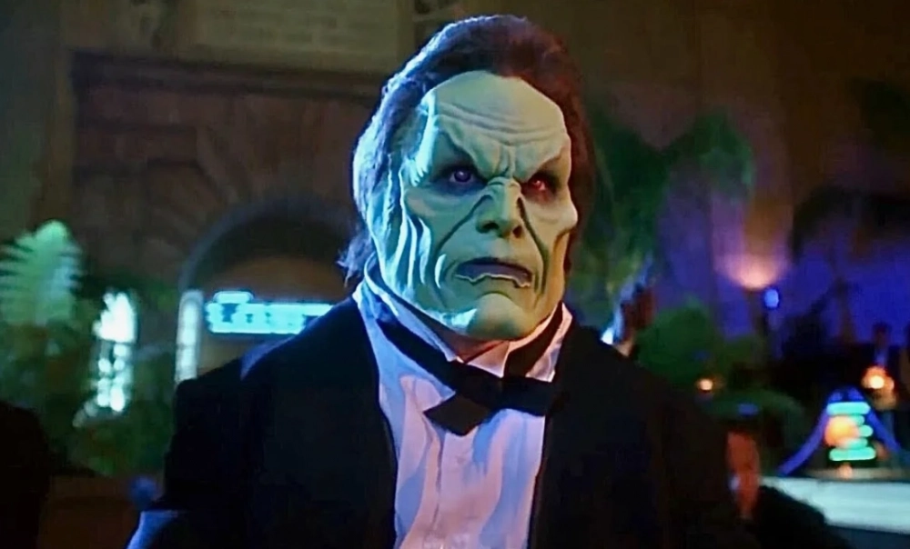 Питер Грин в роли Дориана Тайрелла в фильме «Маска».