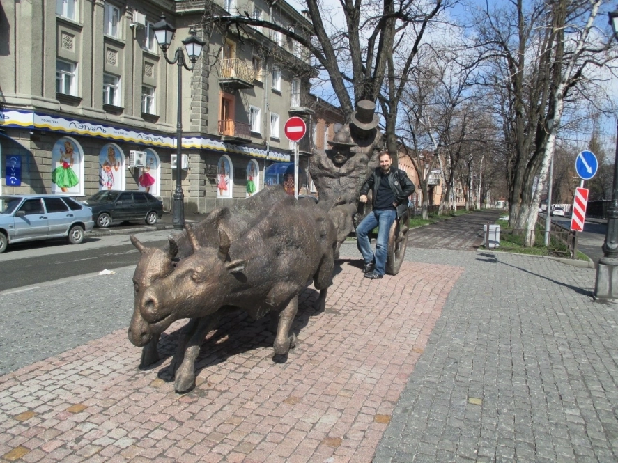 Уникальный памятник Пушкину во Владикавказе.