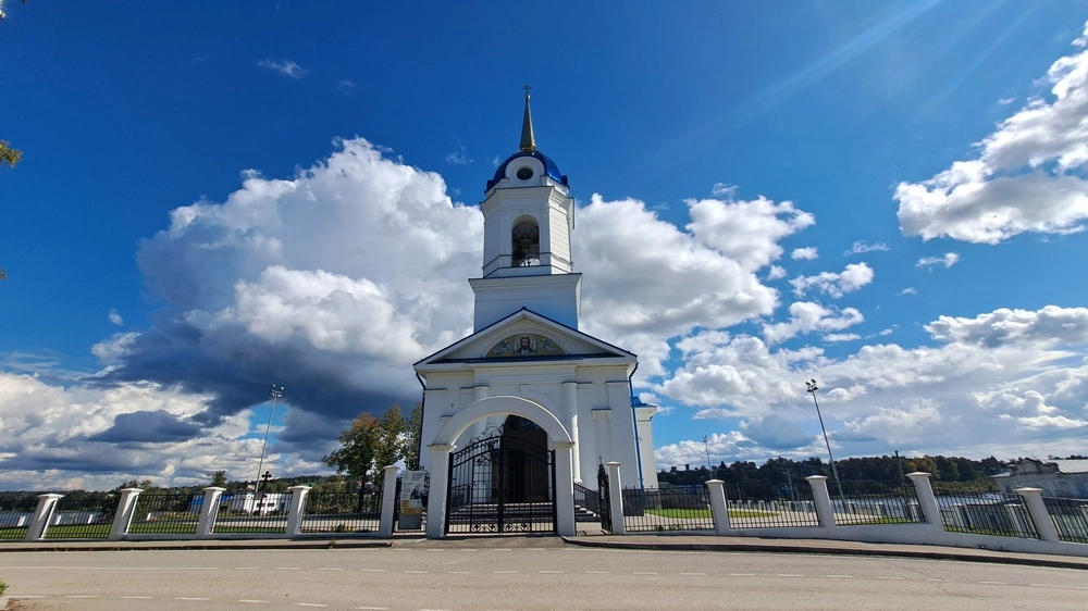 Храм Рождества Богородицы в Добрянке