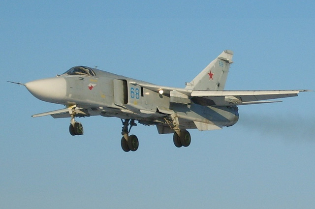 самолет Су-24М