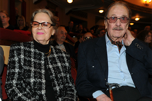 Юрий Яковлев с женой Ириной Сергеевой.