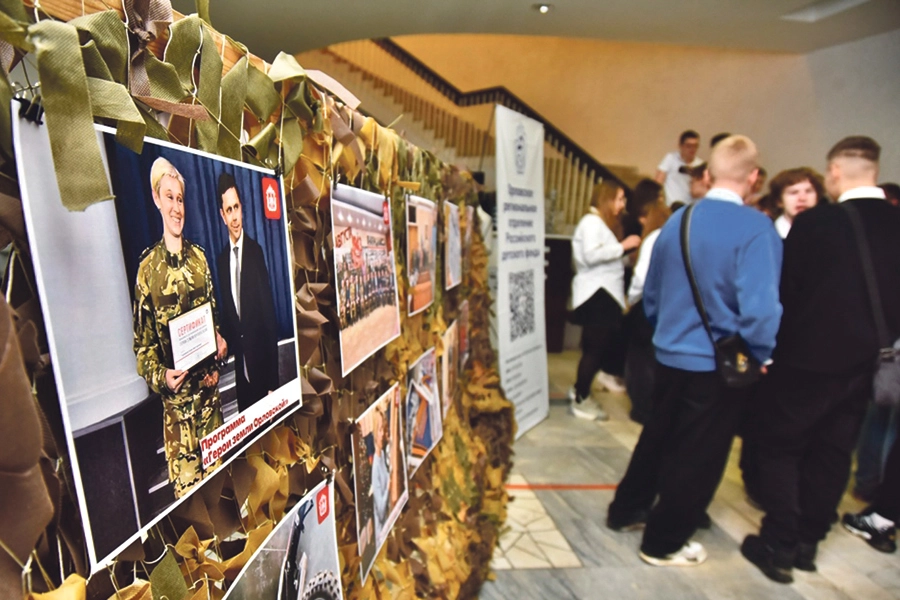 Орловщина регулярно собирает и отправляет в зону СВО гуманитарную помощь.