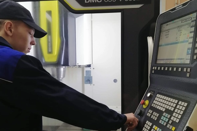 Студент Хабаровского автомеханического колледжа