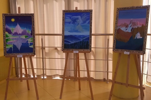 Евгений делится, что, когда первый раз взял кисть в зубы, ему открылся новый мир, где нет ни боли, ни страха.