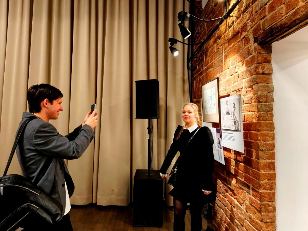 Работники судебной системы надеются, что рисунками занитересуется молодёжь и тоже захочет работать в юриспруденции.