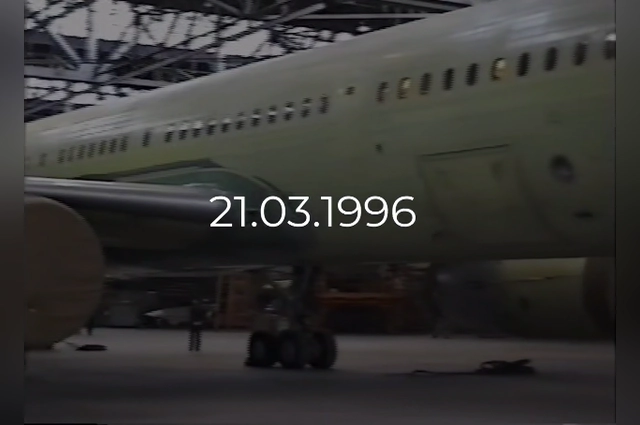 Ту-214 впервые взлетел 30 лет назад.