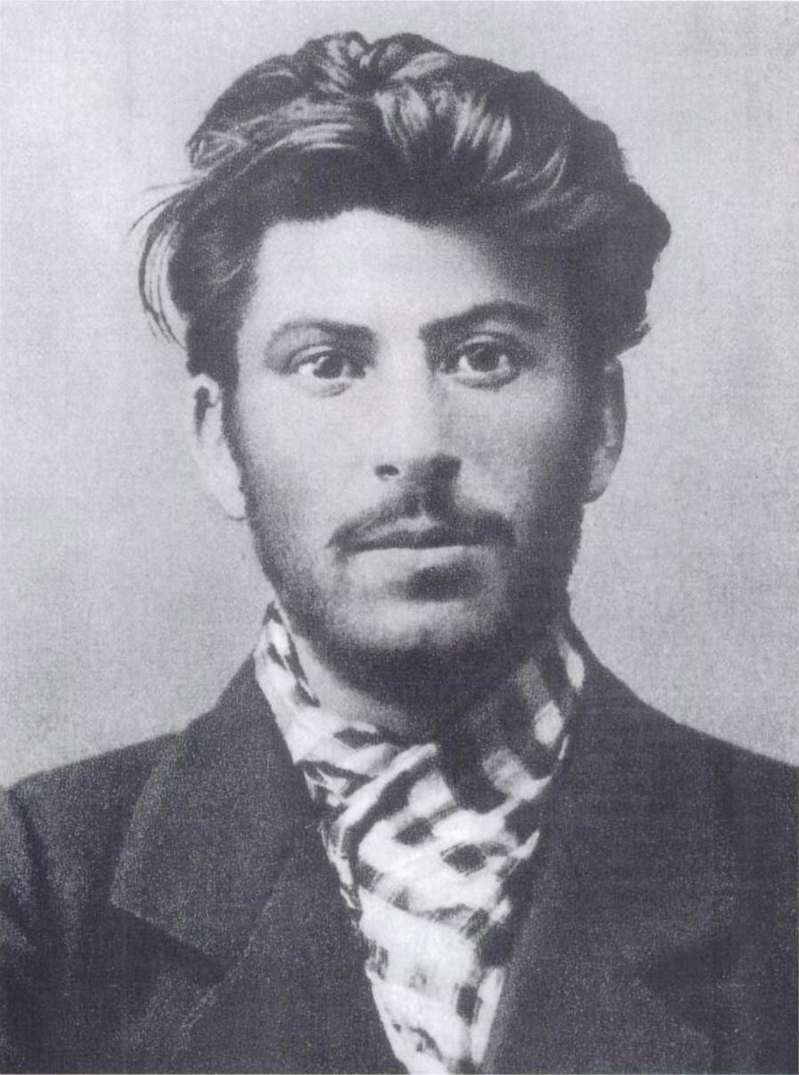 Иосиф Сталин (Коба), 1902 г. Член марксистского кружка.