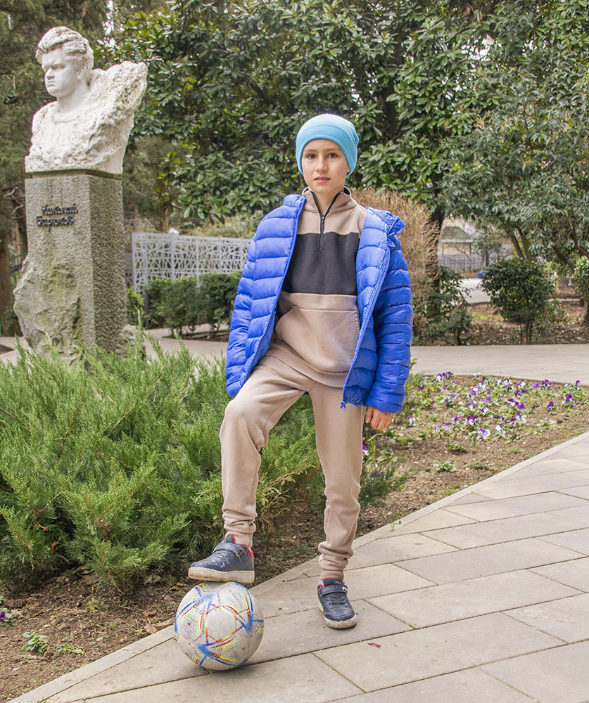 Саша Новиков мечтает свою жизнь посвятить футболу.