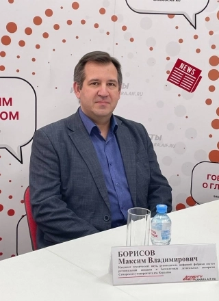 Максим Борисов.
