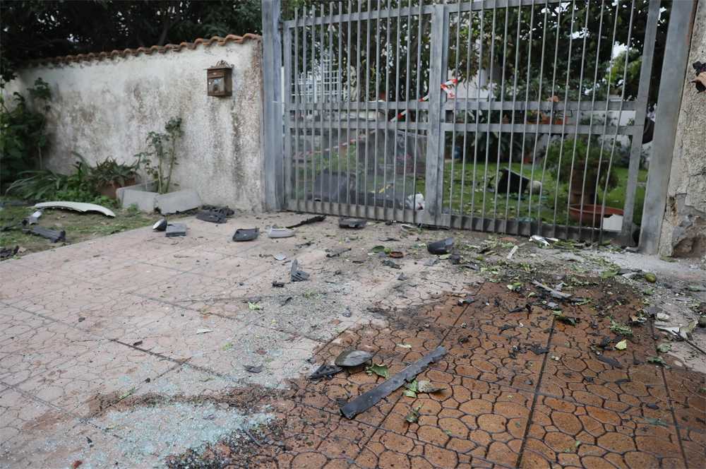 На месте взрыва автомобиля Сигфридо Рануччи.