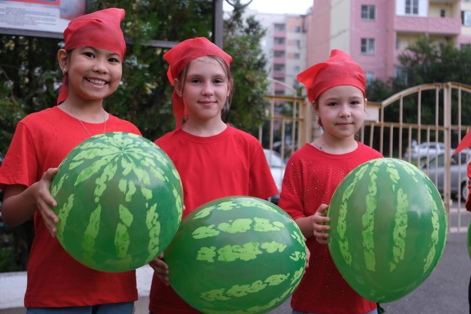 смена в летних лагерях 