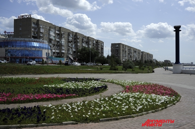 Жители Омска принимают участие в разработке программ благоустройства города.