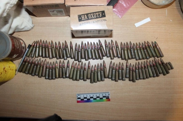 Улики: конфискованное оружие