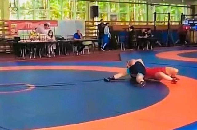 О спортивном прошлом напоминают лишь фотографии.