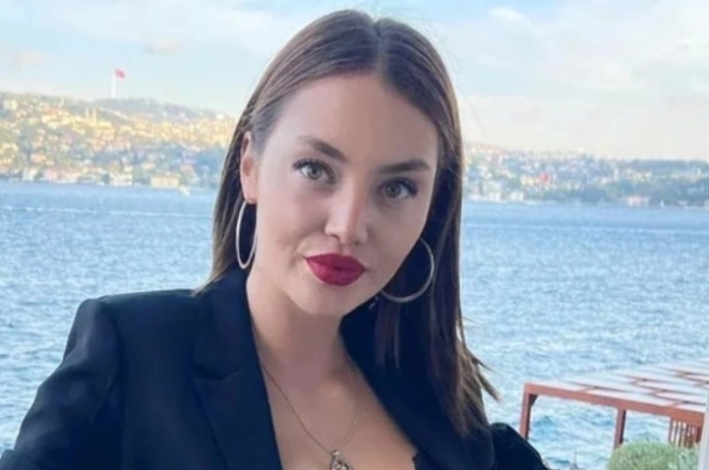 Бюшра Каракан.