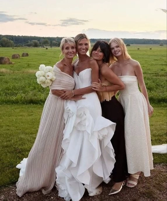 Фото в платьях