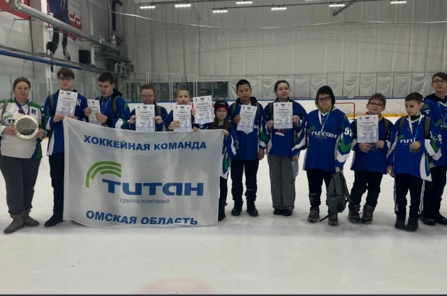 Адаптивный хоккей — это шанс для детей с нарушениями зрения почувствовать себя частью команды. 