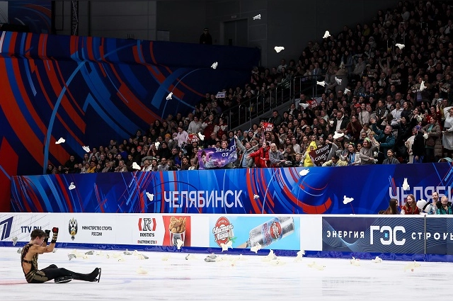 Петр Гуменник вновь в лидерах.