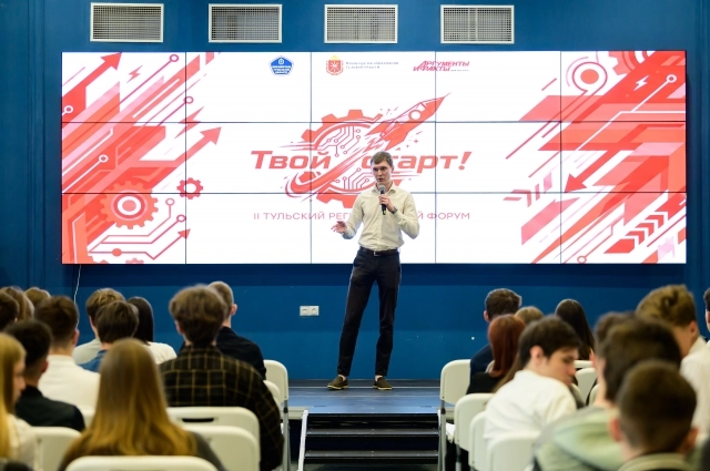 Илья Наумов.
