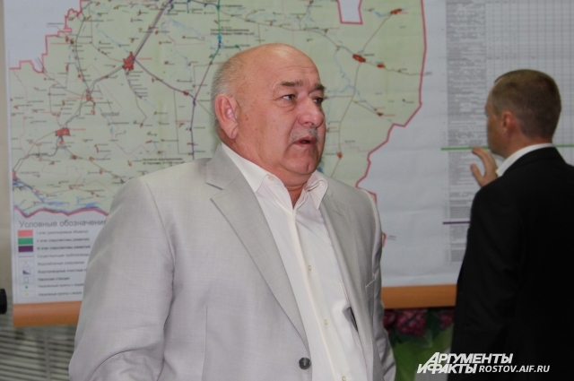 Владимир Вагин считает, что сельские водоканалы необходимо объединить в одно предприятие.